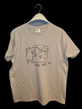 Load image into Gallery viewer, Anda Morts &quot;Gloria&quot; T-Shirt Sand
